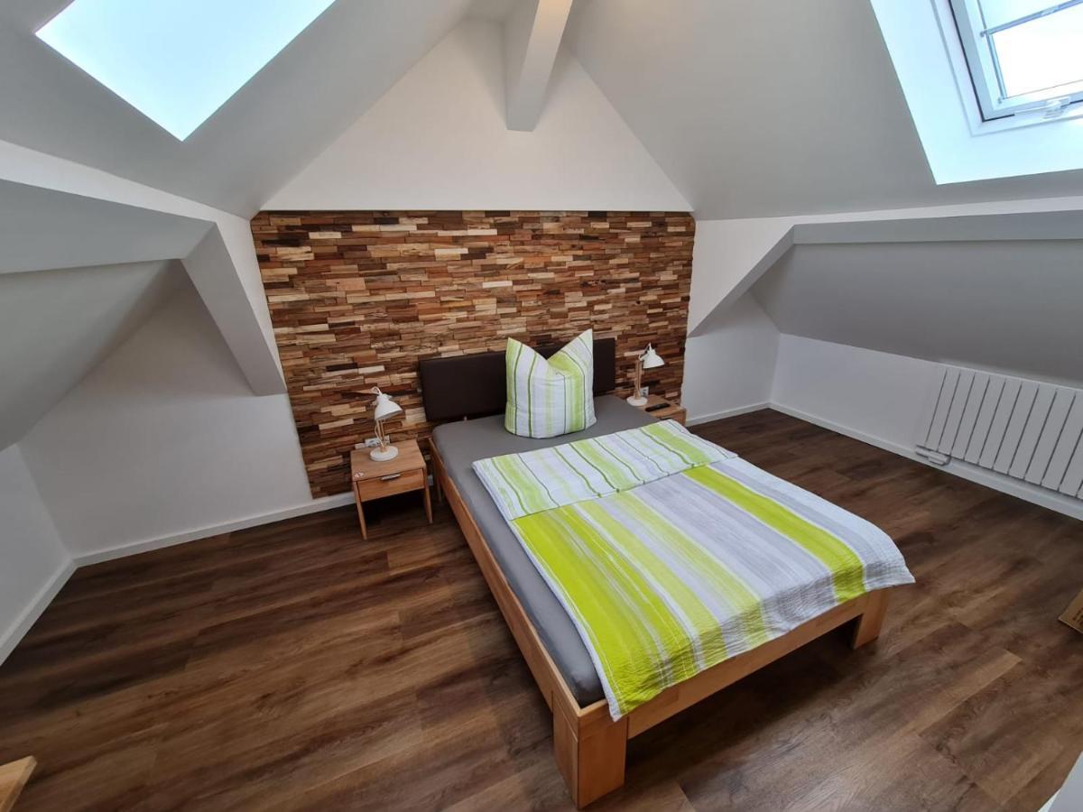 Apartment-1 Rodermark Bagian luar foto
