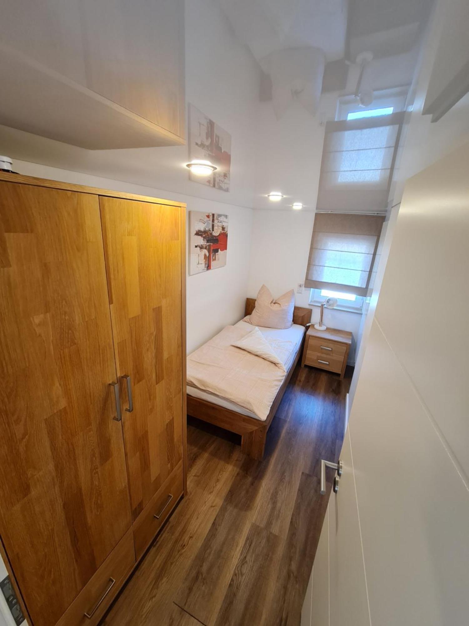 Apartment-1 Rodermark Bagian luar foto